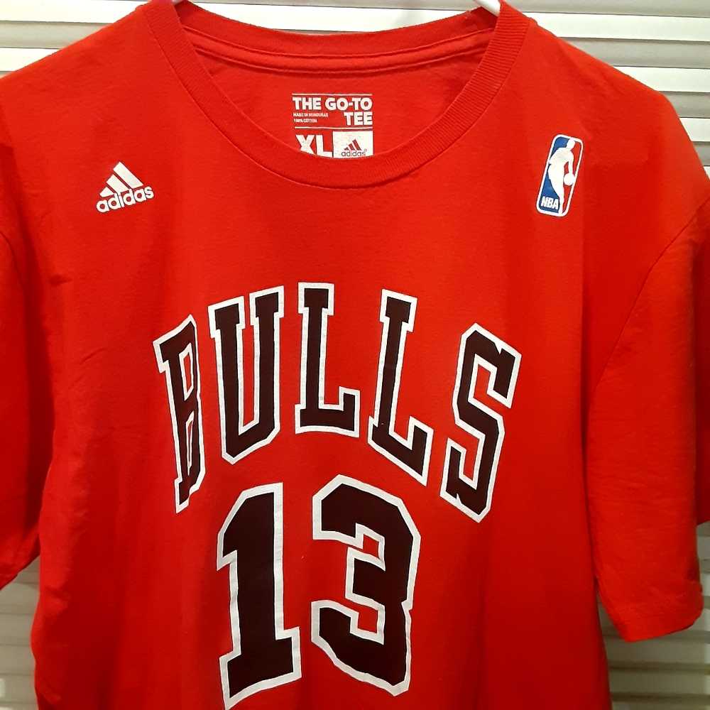 Chicago bulls short Sleeve tshirt. Size medium - Picture 3 of 10